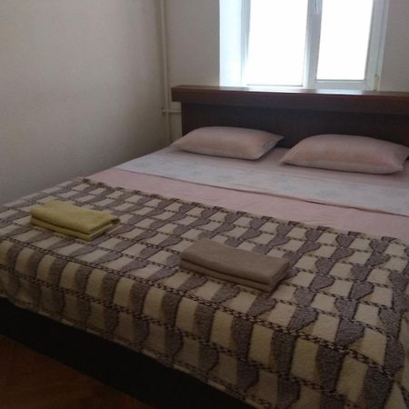 Apartament 3- Х Комнатная Квартира В Центре Rivne Zewnętrze zdjęcie