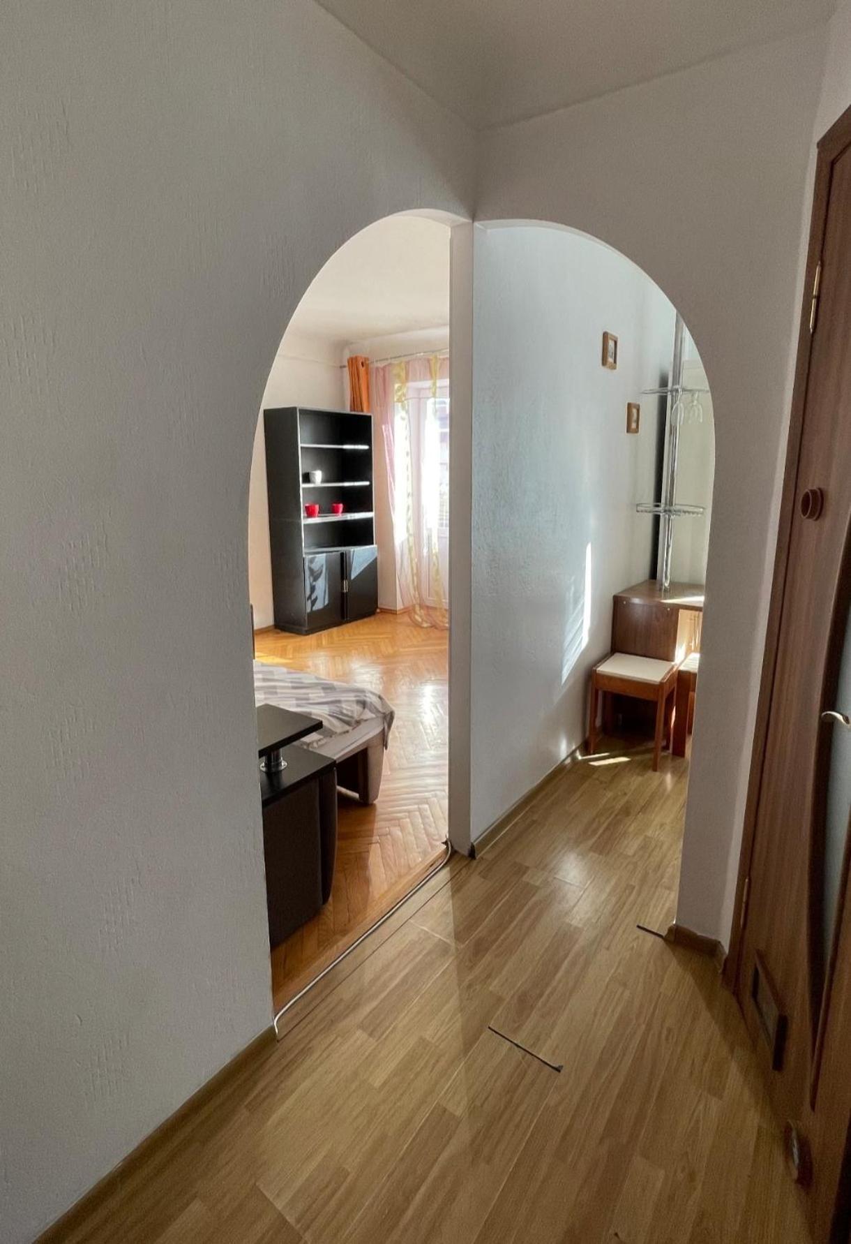 Apartament 3- Х Комнатная Квартира В Центре Rivne Zewnętrze zdjęcie