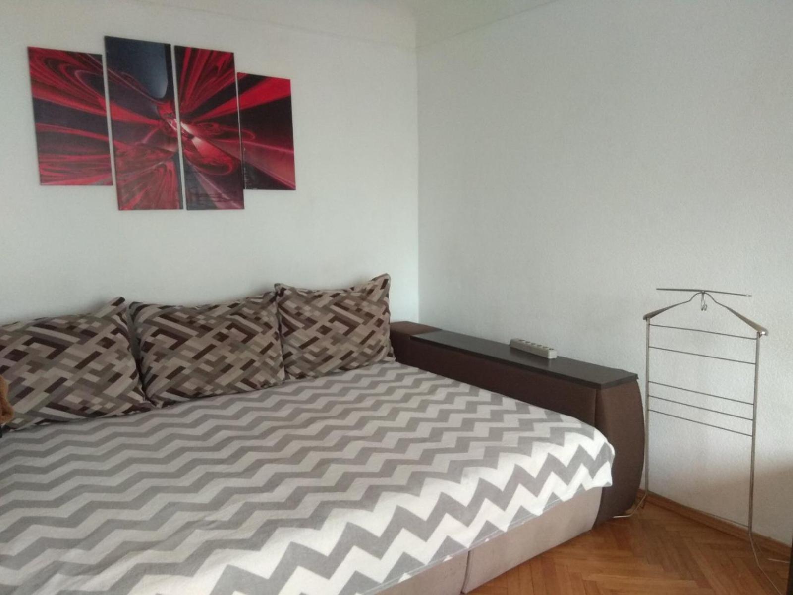 Apartament 3- Х Комнатная Квартира В Центре Rivne Zewnętrze zdjęcie